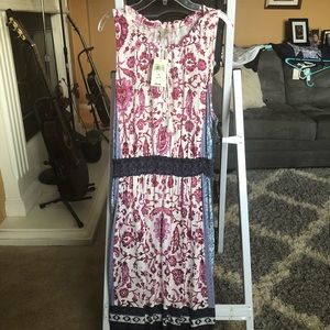 Lucky sleeveless dress
